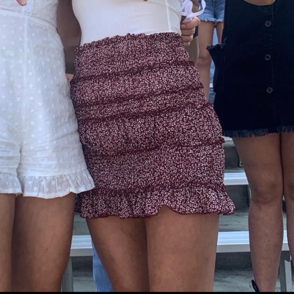 Crimson/White Skirt